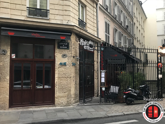 Remplacement des toiles de stores Restaurant 