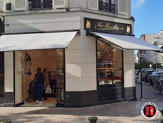 Stores bannes pour commerces, boutiques et magasins.