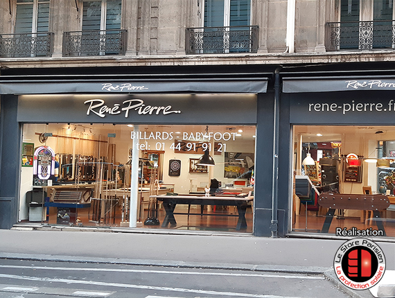 />Stores de magasin Paris 9 Lambrequin lumineux - Le Store Parisien