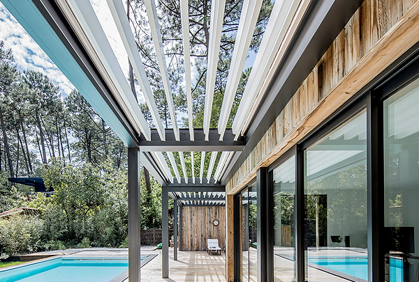 Pergolas bioclimatiques Renson - Le Store Parisien - Elancourt