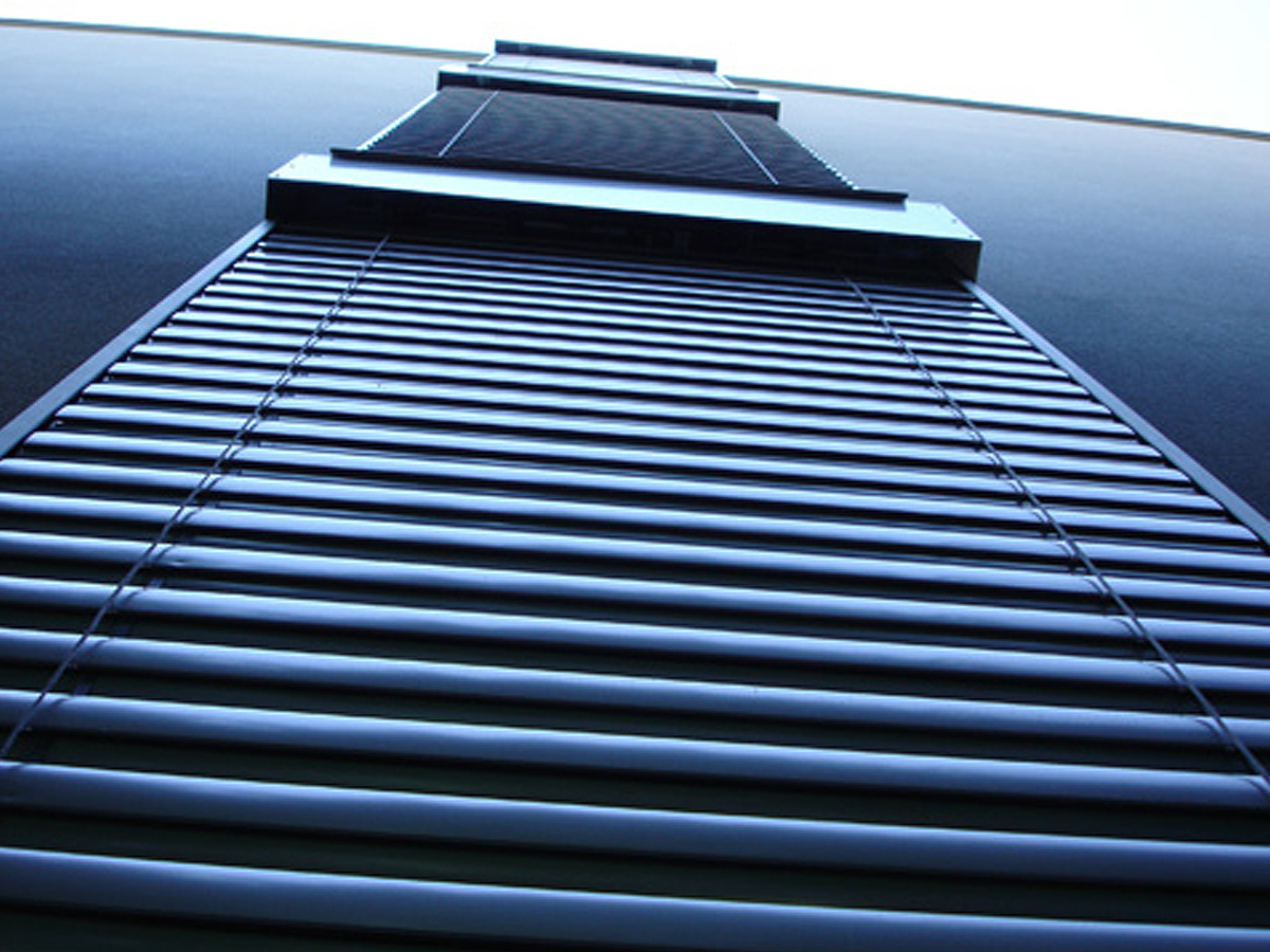 Brise soleil orientable C80 Bandalux - Le Store Parisien - Paris