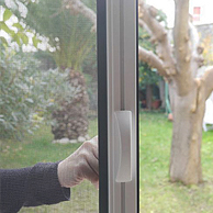 Moustiquaire de portes et portes fenêtres InsectiDoor - Le Store Parisien Croissy-sur-Seine