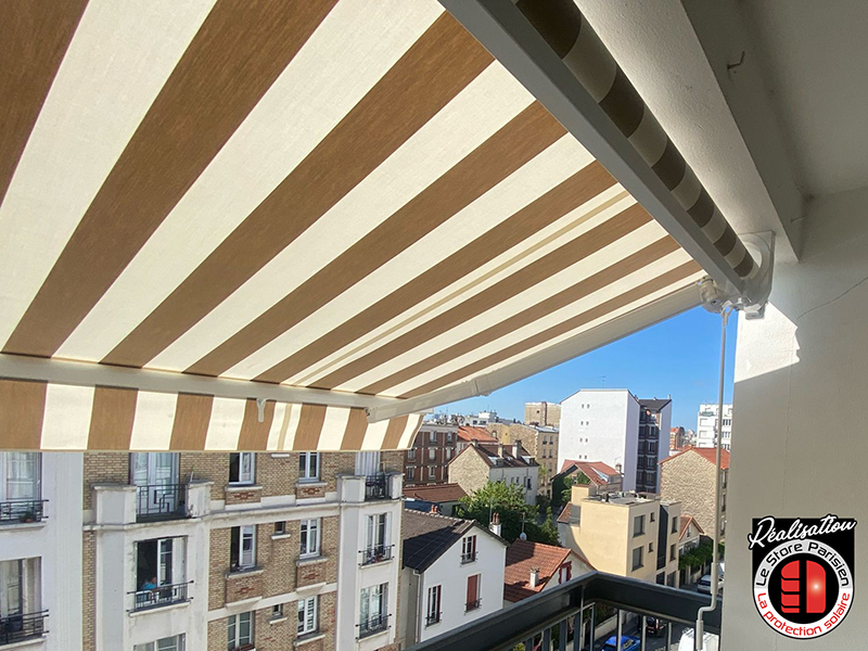 Rentoilage de stores banne de terrasse et de balcons dans les Hauts-de-Seine - Le Store Parisien